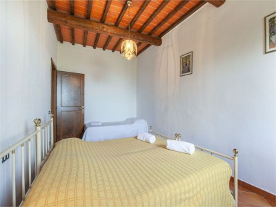 Farmhouse Spacious Tuscany Retreat - Features photo 22