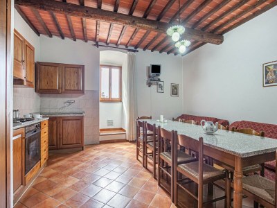 Farmhouse Spacious Tuscany Retreat - Features photo 28