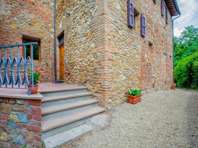 Farmhouse Spacious Tuscany Retreat - Features photo 32