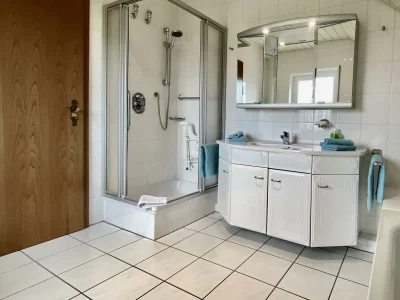 Apartment 6-Bett-Ferienhaus Dusche/WC, 3 Schlafräume - Features photo 12