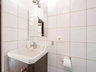 Holiday house Central La Laguna Retreat - Features photo 24