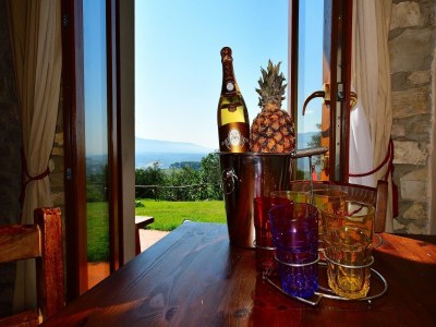 Holiday house Apartment with pool, Rignano - Outdoor photo 9