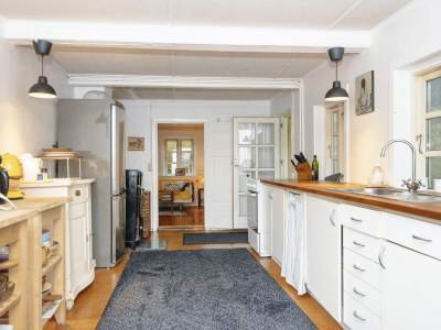 Holiday house Ferienhaus am See mit Wald - Outdoor photo 11
