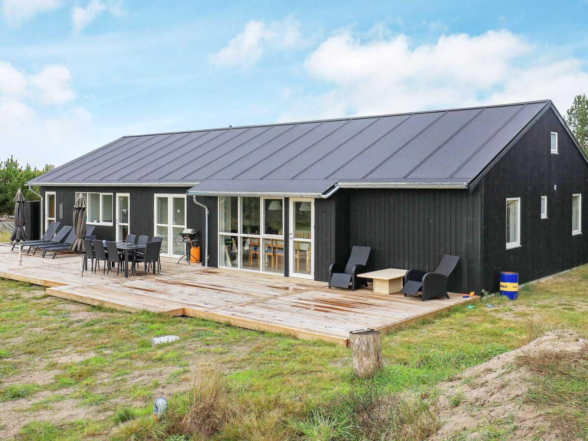 Holiday house 8 person holiday home in Jerup