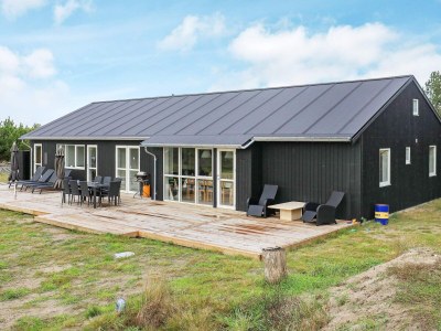 Holiday house 8 person holiday home in Jerup in Bratten Beach - Holiday house