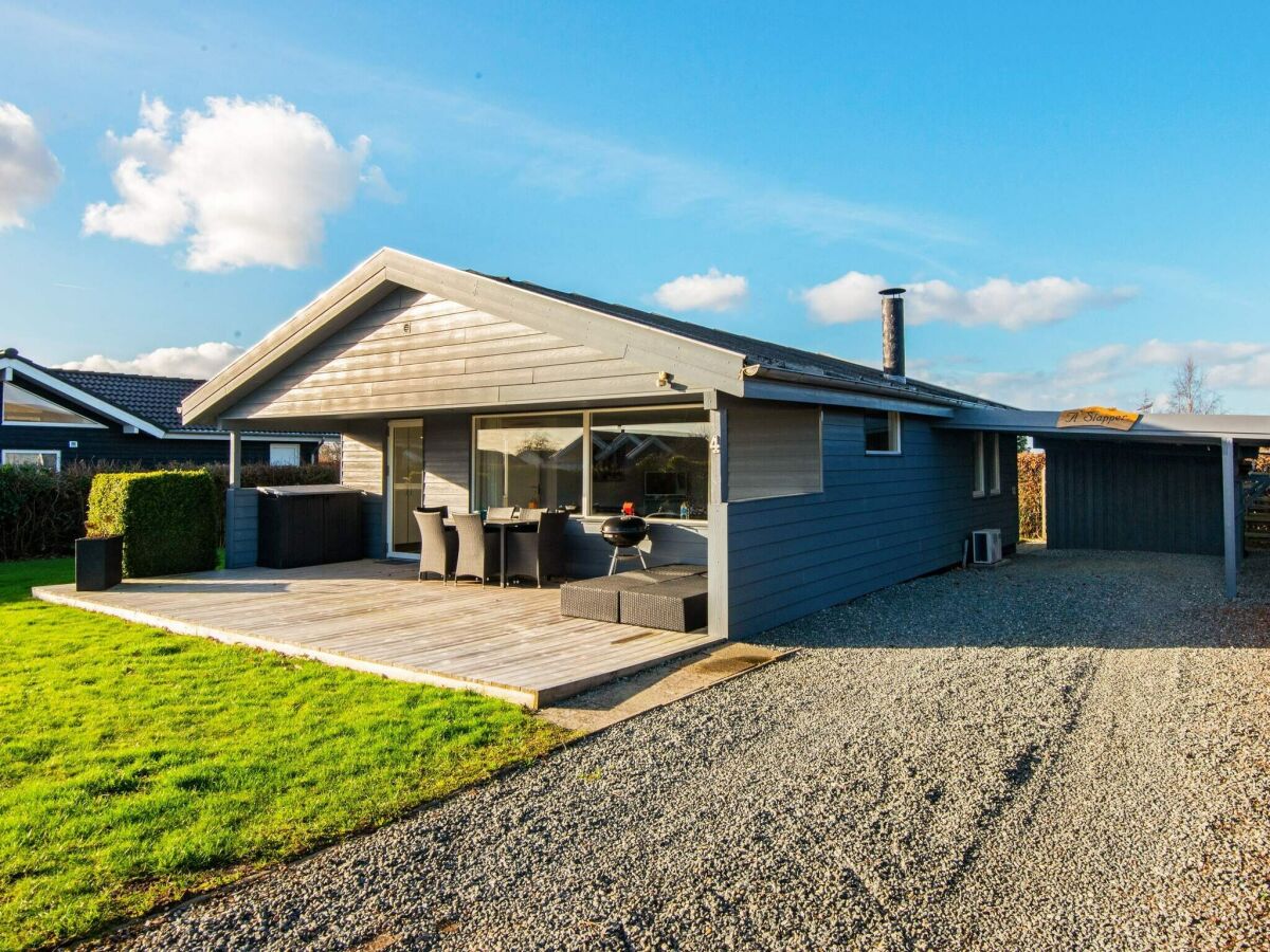 Holiday house 5 person holiday home in Hejls-By Traum