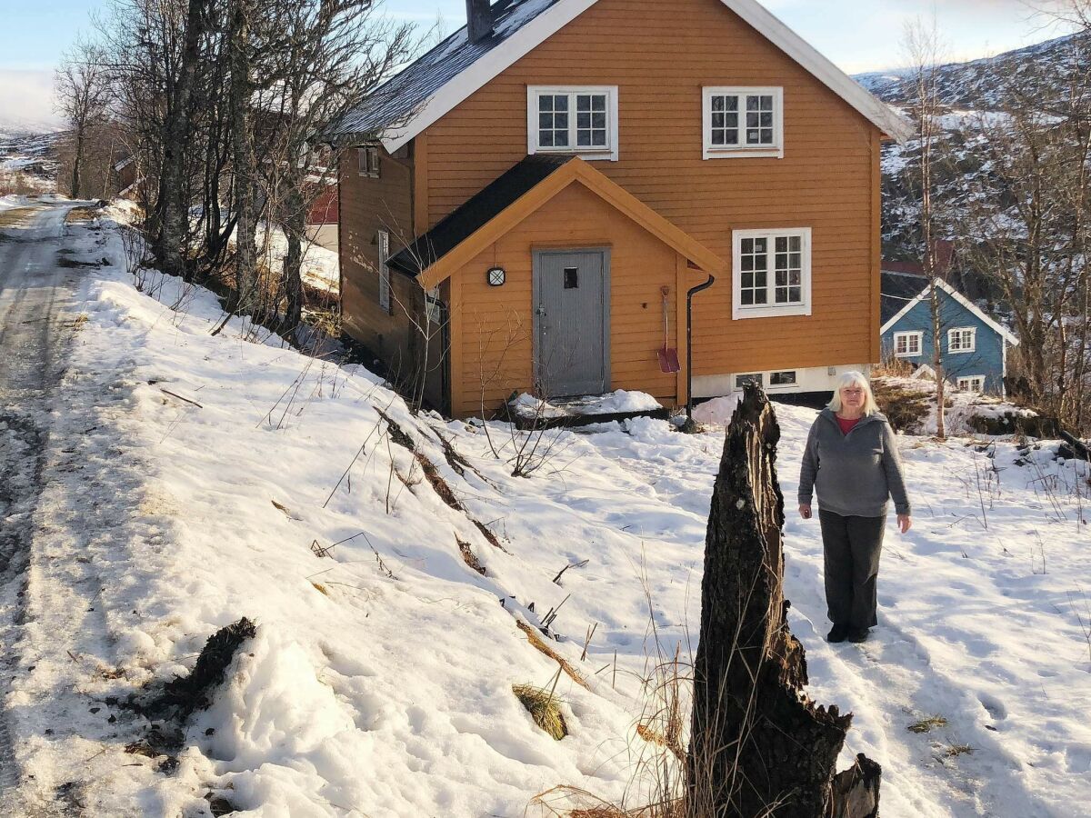 Holiday house 6 person holiday home in Skorovatn
