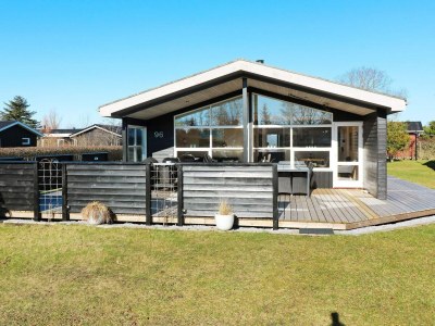 Holiday house 6 person holiday home in Hadsund-By Traum in Als - Holiday house