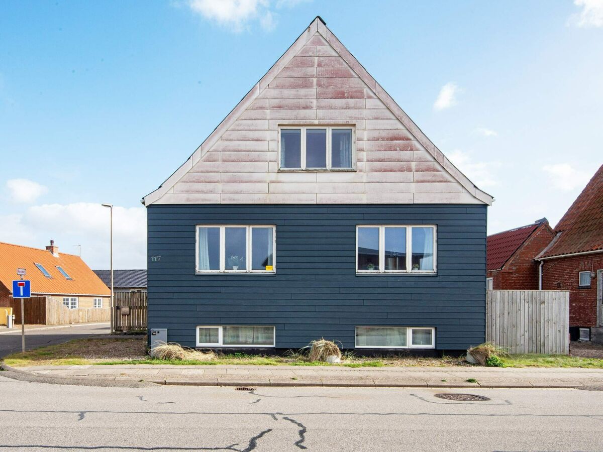 Holiday house Family-Friendly Cottage in Thyboron - Outdoor photo 2