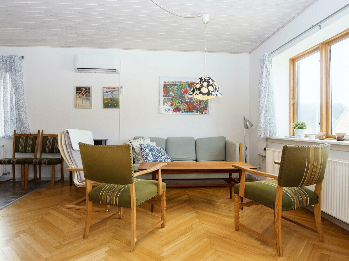 Holiday house Family-Friendly Cottage in Thyboron - Outdoor photo 5
