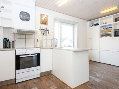 Holiday house Family-Friendly Cottage in Thyboron - Outdoor photo 13