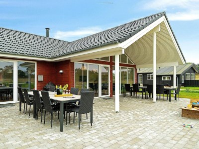 Holiday house Luxurioses Refugium mit Pool -- By Traum Ferienwohnungen - Outdoor photo 43