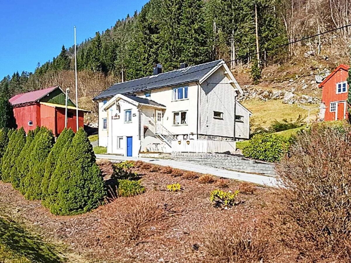 Holiday house 8 Personen Ferienhaus in EIDSVÅG - Outdoor photo 4
