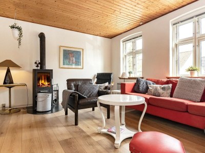 Holiday house Scenic Retreat with Fireplace & Terrace - Outdoor photo 17