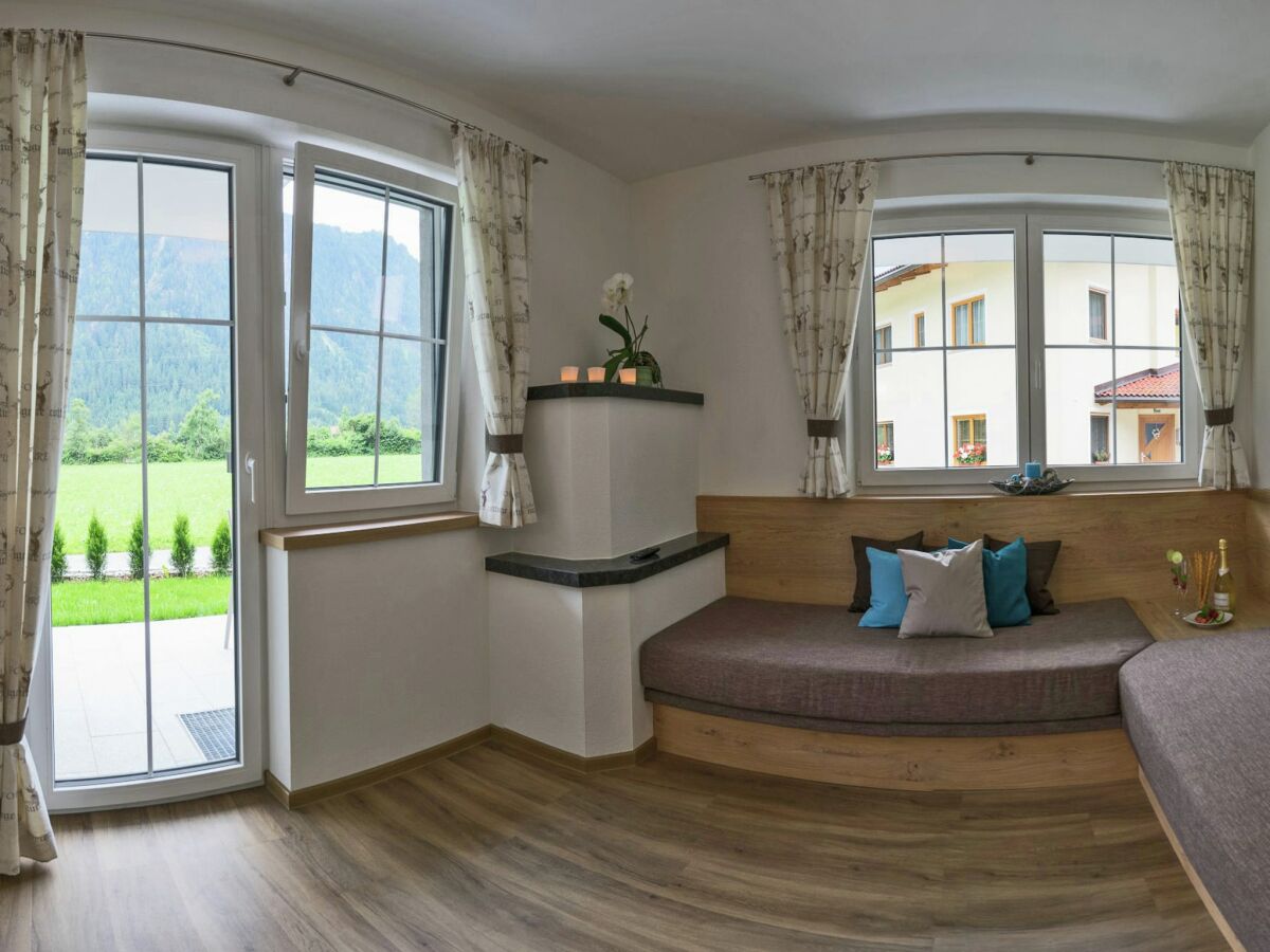 Apartment Chalet in Mayrhofen near Ski Lifts