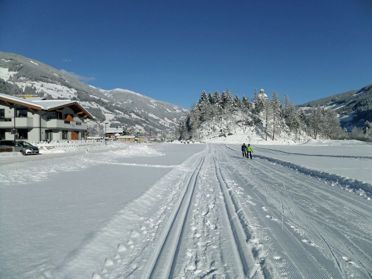 Apartment Chalet in Mayrhofen nahe Penkenbahn - Outdoor photo 4