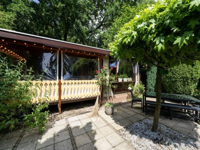 Chalet Chalet in Stegeren near Forest and Pond - Outdoor photo 2