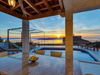 Villa Villa Magico with pool and sea view in Baska Voda - Villa