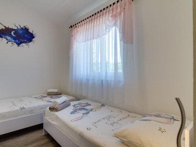 Holiday house Lovely house Piljan - Features photo 29