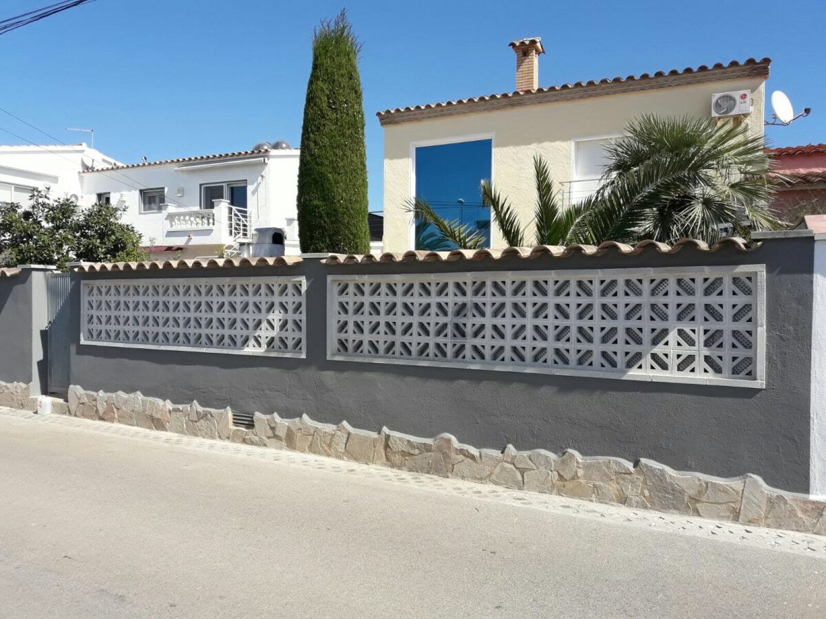 Holiday house Holiday home with pool Paradise 32 - Outdoor photo 2