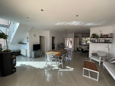 Holiday house Holiday home with pool Paradise 32 - Features photo 16