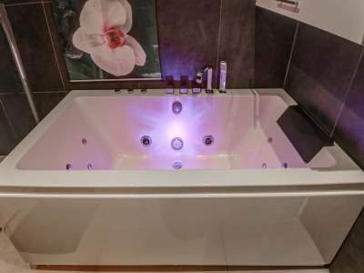 Holiday house Schצnes Ferienhaus in La Chaux mit Whirlpool - Features photo 12