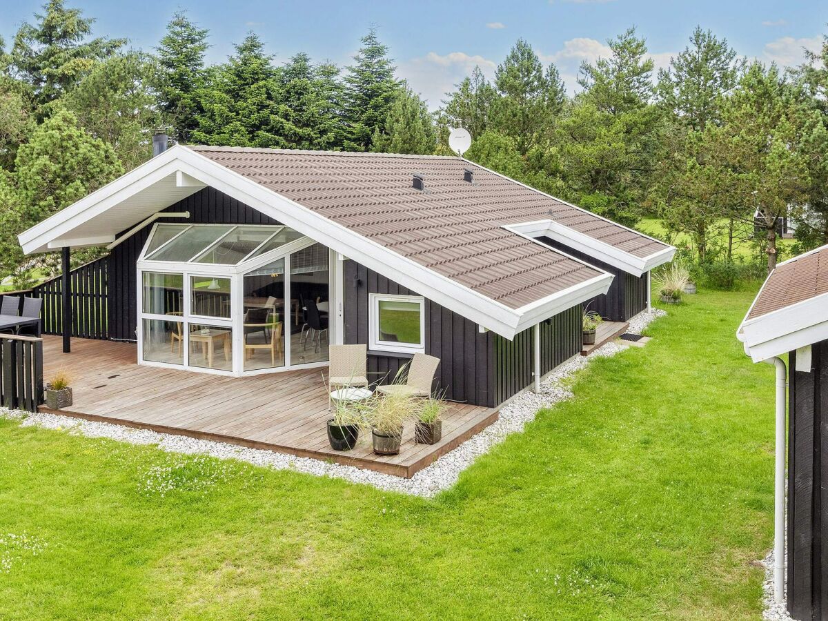 Holiday house 4 person holiday home in Løkken-By Traum