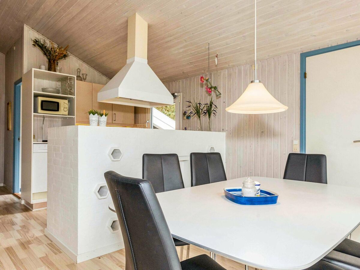Holiday house 4 person holiday home in Løkken-By Traum - Outdoor photo 3