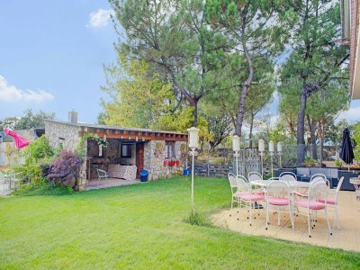 Holiday house Wohnung in Galapagar mit Spa und Bergblick - Outdoor photo 12