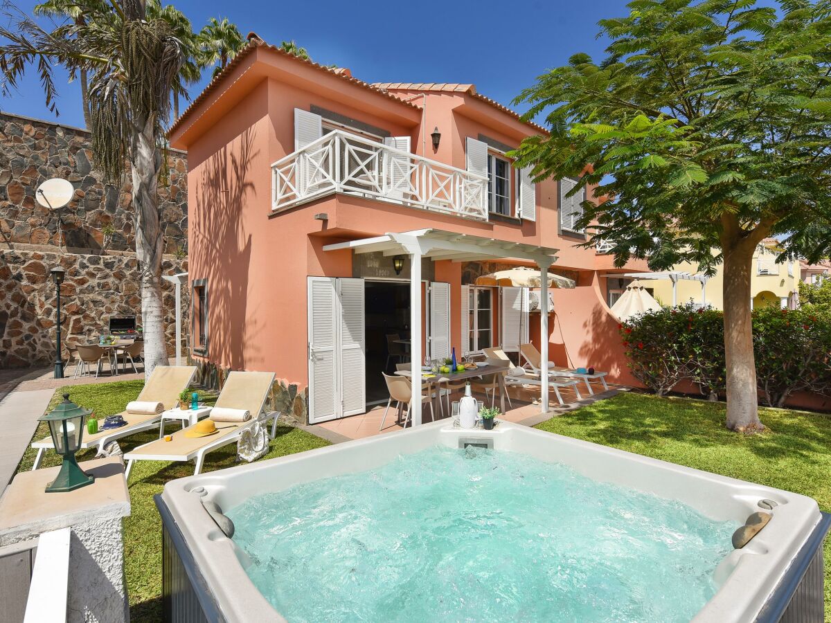 Holiday house Santa Ana 7 with Jacuzzi