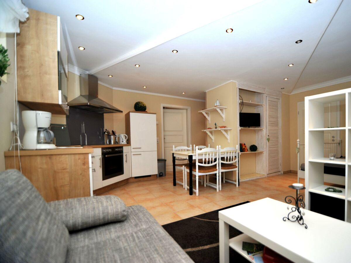 Apartment Appartement/Fewo, Dusche, WC, 2 Schlafräume