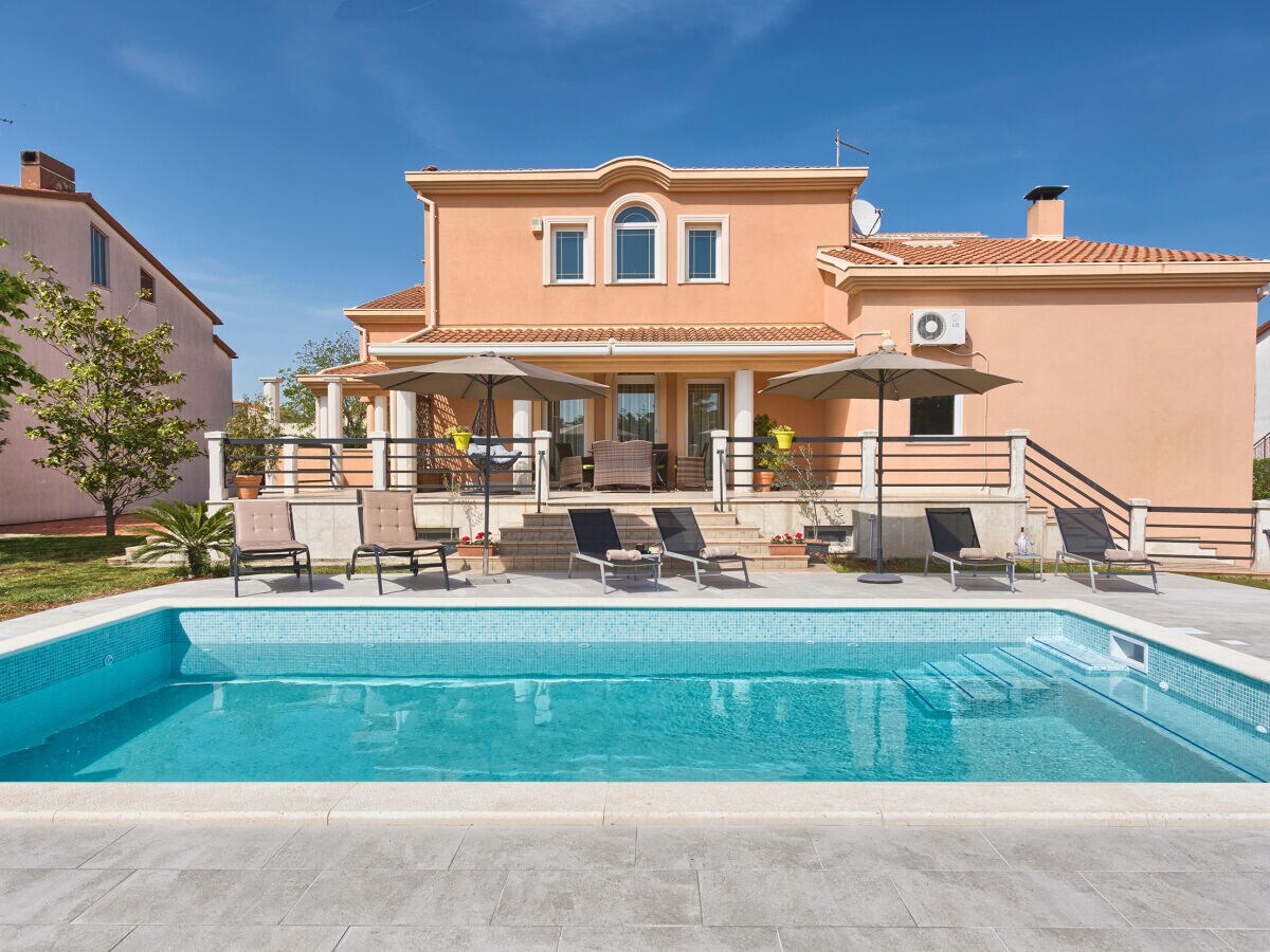 Villa Lady Ni