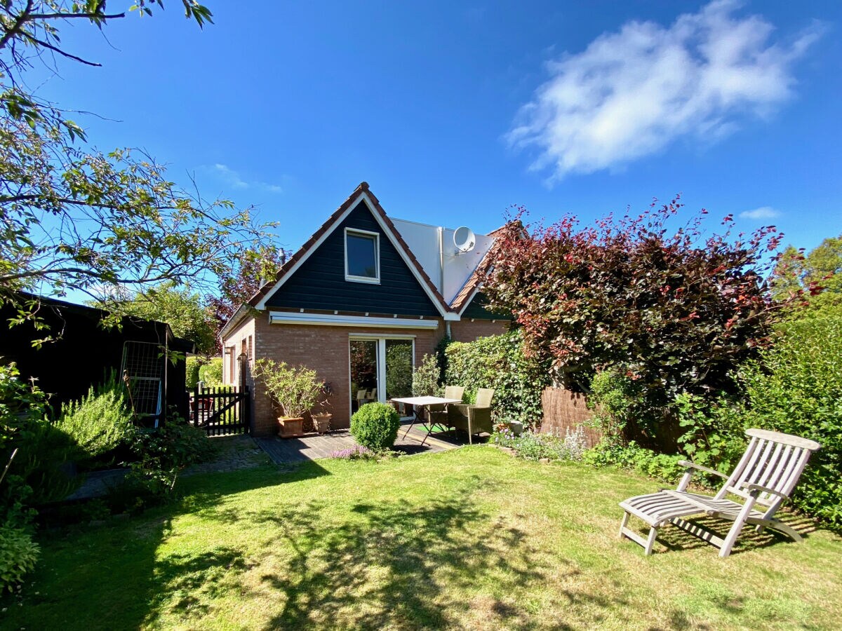 Holiday house Hoge Weide 32