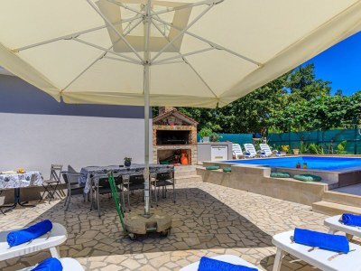 Apartment Vanessa II with  Pool - Outdoor photo 5
