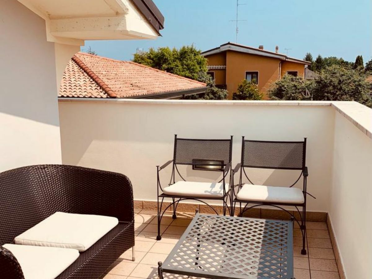 Apartment “Malcesine”, in Desenzano del Garda - Outdoor photo 2