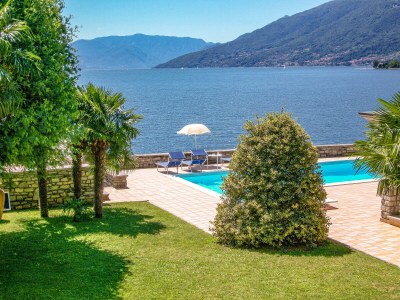 Holiday apartment Palazzina GiardinoLago: Bianco - Outdoor photo 6