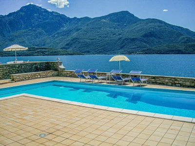 Holiday apartment Palazzina GiardinoLago: Bianco - Outdoor photo 8