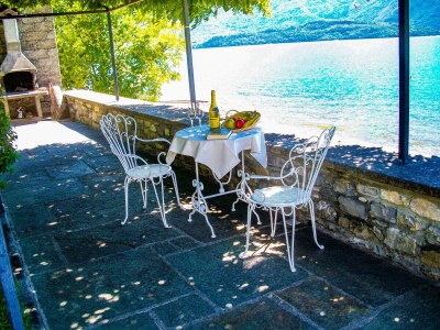 Holiday apartment Palazzina GiardinoLago: Azzurro - Outdoor photo 11
