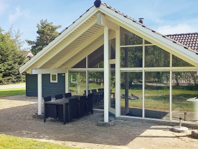 Holiday house 10 Personen Ferienhaus in Væggerløse-By Traum - Holiday house
