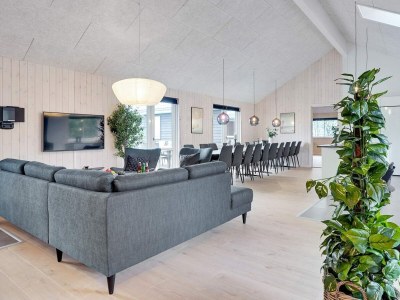 Holiday house Luxury Beach House for 20 - By Traum Ferienwohnungen - Outdoor photo 34