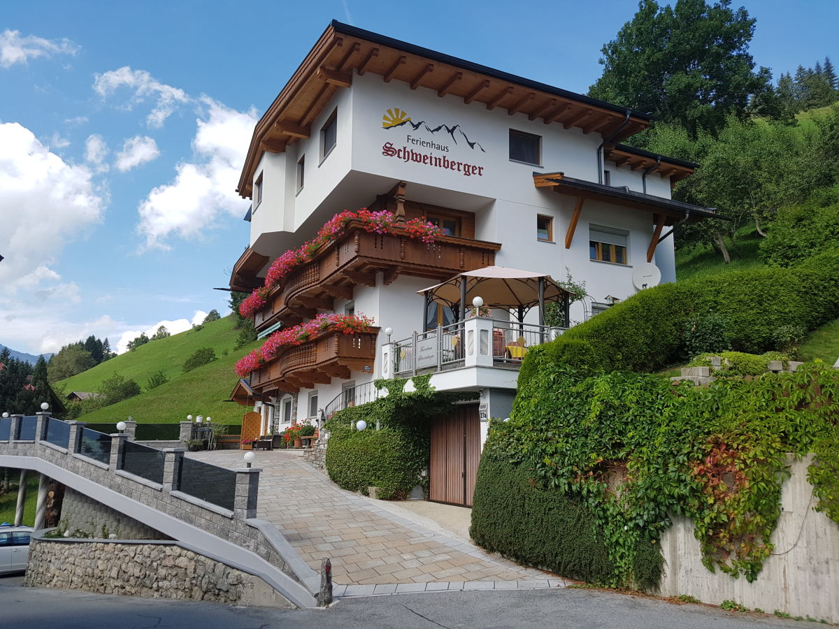 Holiday apartment Ferienhaus Schweinberger - Outdoor photo 2