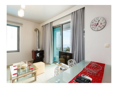 Holiday house Chalet Sunny - Watch video | Pool & Sea view - Features photo 10