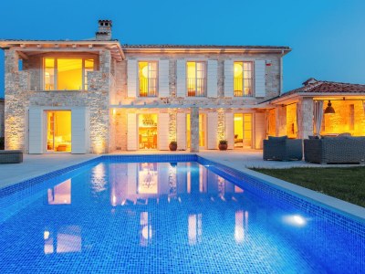 Villa with pool and sea view in Krk in Baderna - Villa