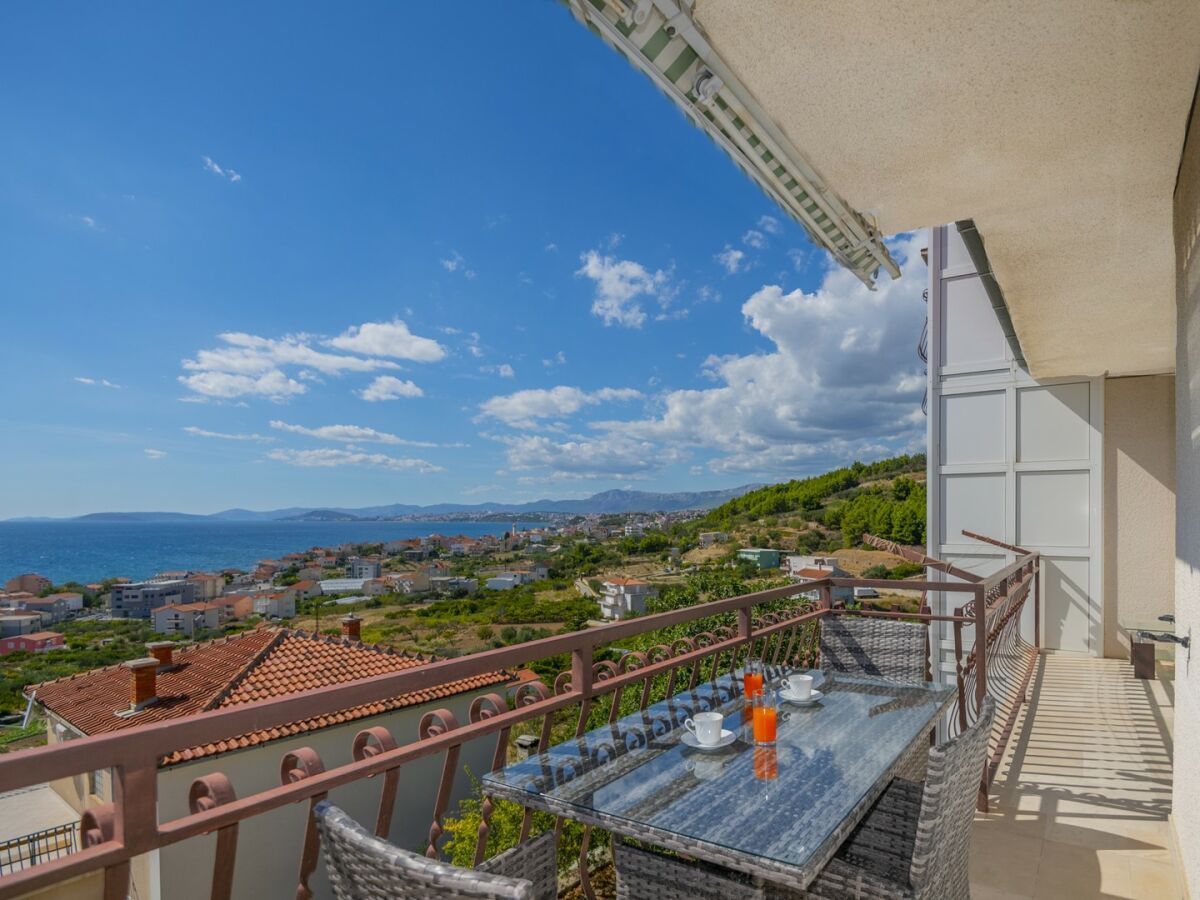 Apartment Radeljic  A1 - Sea View