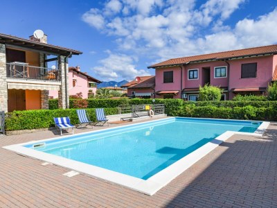 Holiday apartment Home & Garden in Manerba del Garda - Holiday apartment