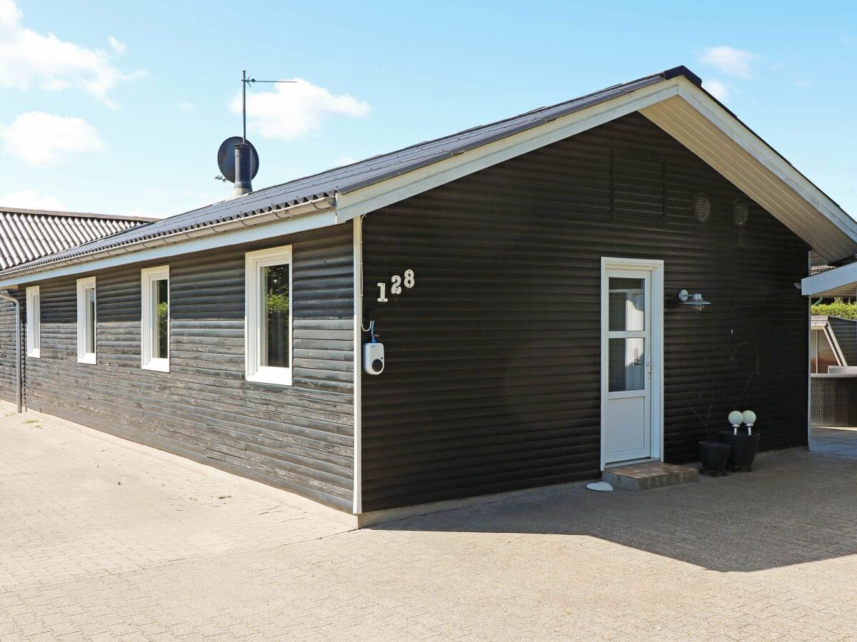 Holiday house 10 Personen Ferienhaus in Hadsund-By Traum