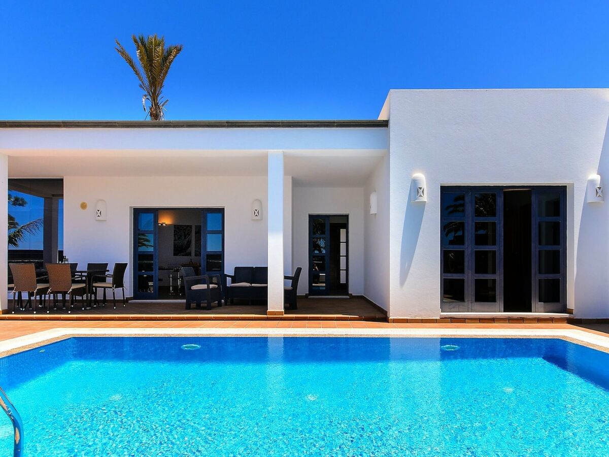 Holiday house Villa bei Marina Rubicon mit Pool - Outdoor photo 4
