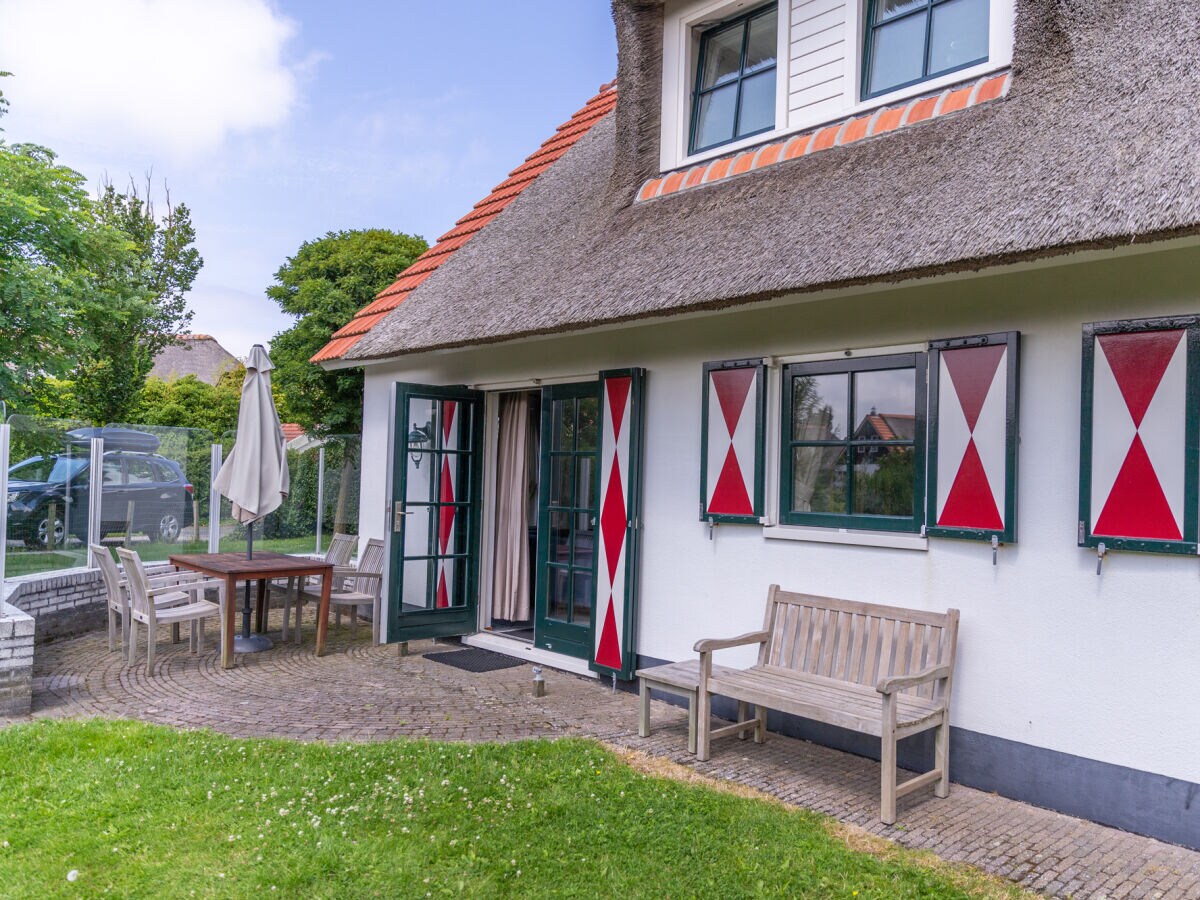 Holiday house Buitenplaats 86 - Outdoor photo 2
