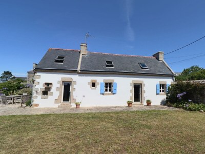 Holiday house 391-Beautiful fisherman's house, closer to the beach with sea view in Primelin - Holiday house