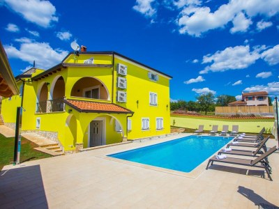 Villa Gialla with private pool in Porec - Villa